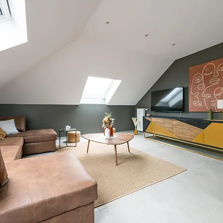 Apartment Elegance & Confort Pr 6 A - Fairytale Factory *