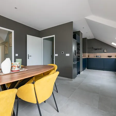 Apartment Elegance & Confort Pr 6 A - Fairytale Factory *